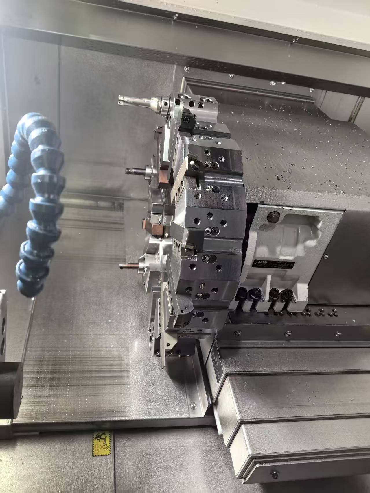 Workshop context for titanium machining